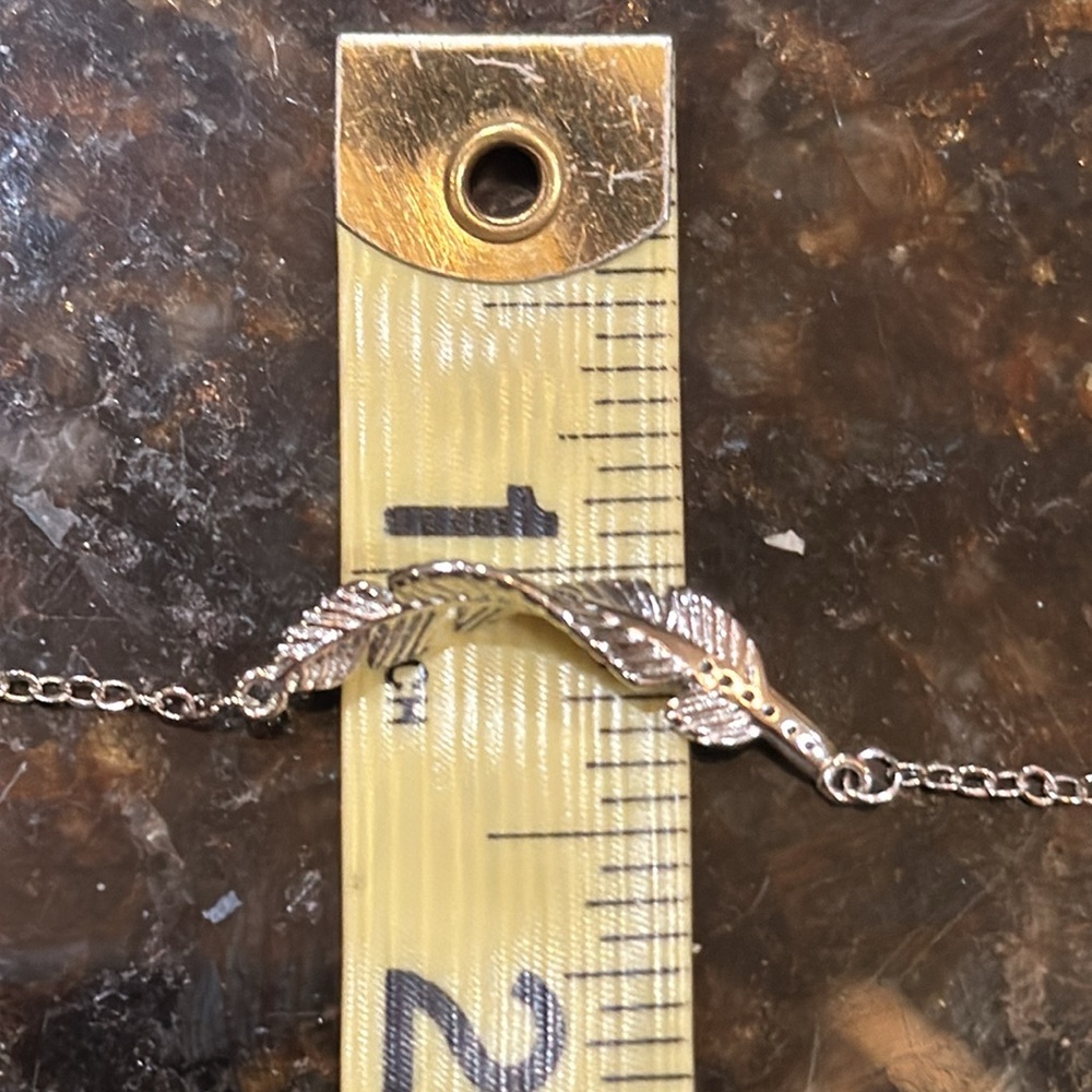 925 Sterling Silver Twisted Leaf Necklace NWOT - Picture 11 of 11
